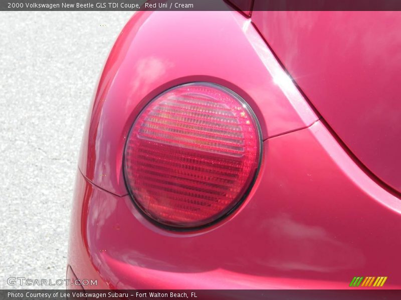 Red Uni / Cream 2000 Volkswagen New Beetle GLS TDI Coupe