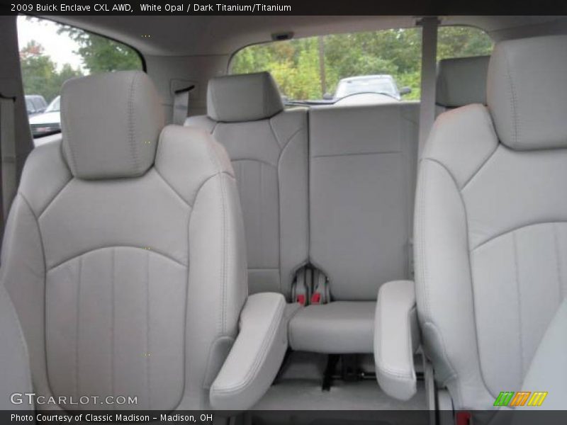 White Opal / Dark Titanium/Titanium 2009 Buick Enclave CXL AWD