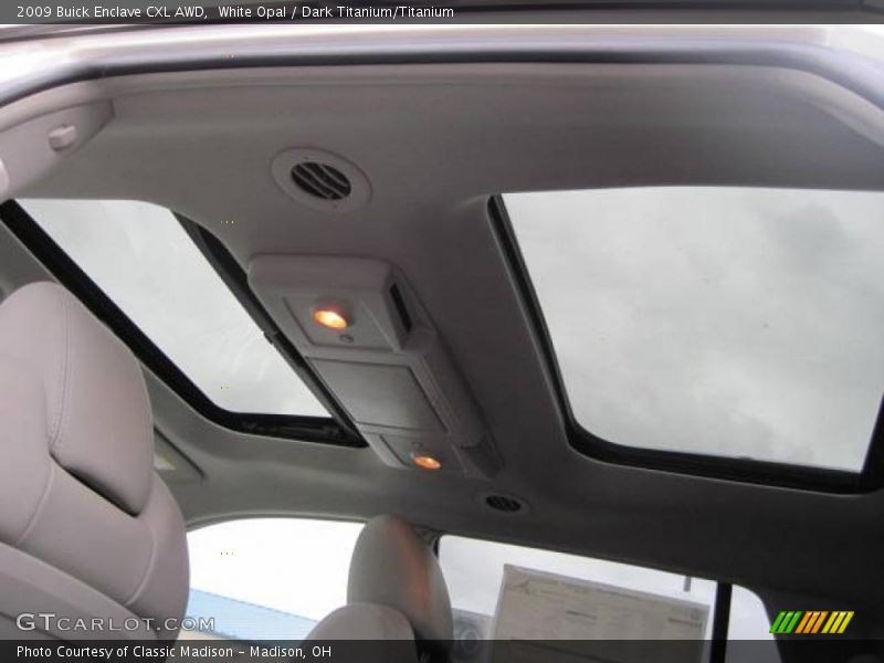 White Opal / Dark Titanium/Titanium 2009 Buick Enclave CXL AWD
