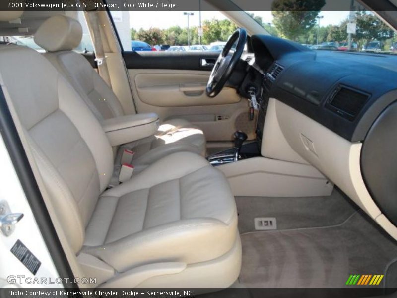 Cool White / Beige 2001 Volkswagen Jetta GLS TDI Sedan