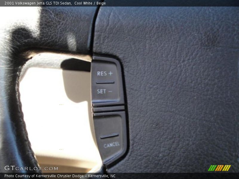Cool White / Beige 2001 Volkswagen Jetta GLS TDI Sedan