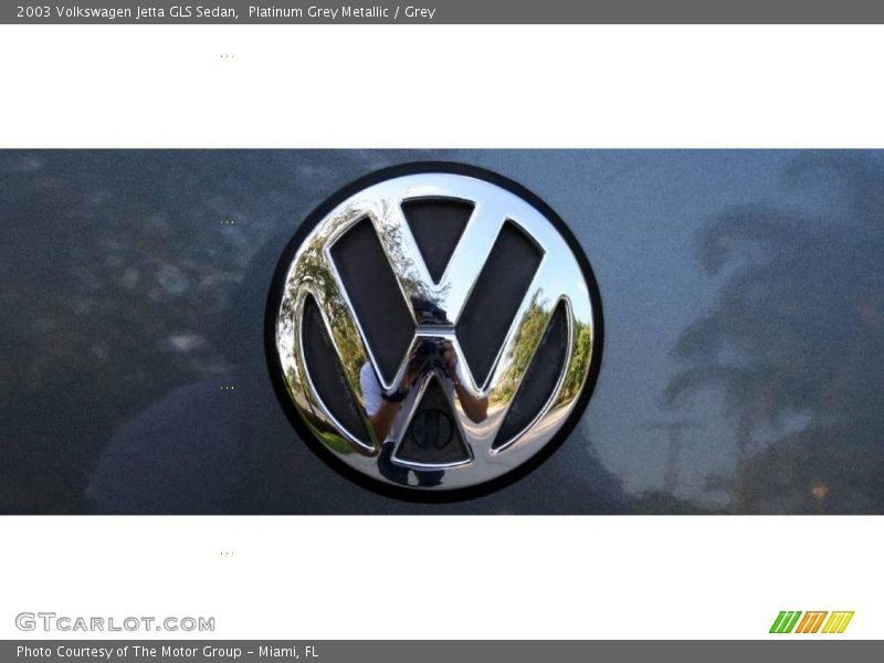 Platinum Grey Metallic / Grey 2003 Volkswagen Jetta GLS Sedan