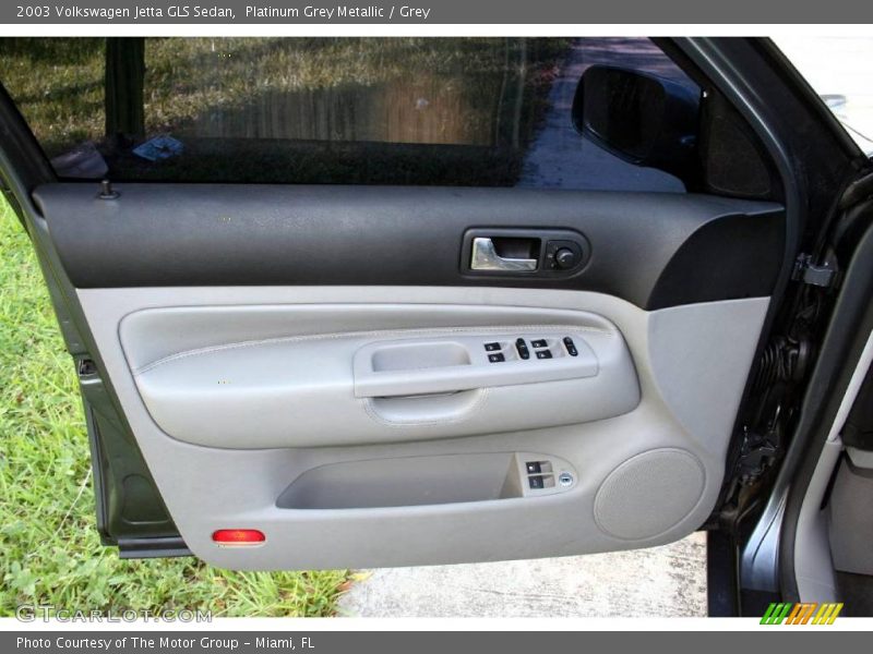 Platinum Grey Metallic / Grey 2003 Volkswagen Jetta GLS Sedan