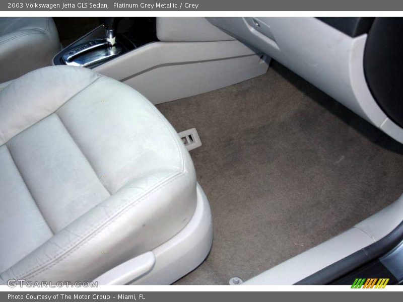 Platinum Grey Metallic / Grey 2003 Volkswagen Jetta GLS Sedan