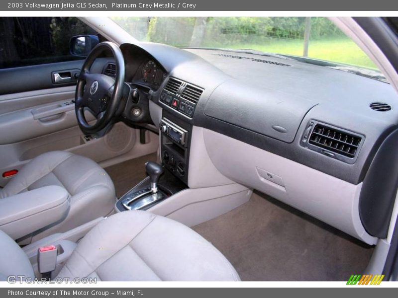 Platinum Grey Metallic / Grey 2003 Volkswagen Jetta GLS Sedan