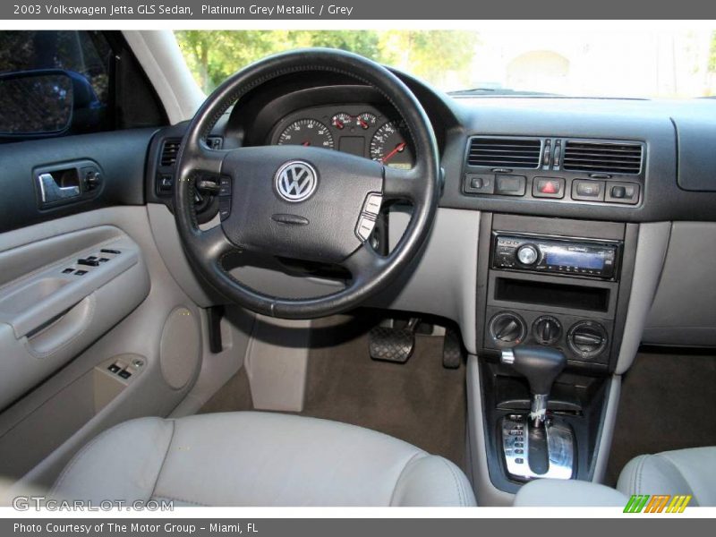 Platinum Grey Metallic / Grey 2003 Volkswagen Jetta GLS Sedan