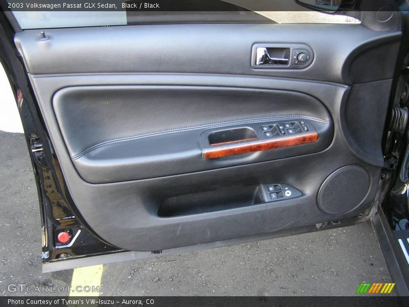 Black / Black 2003 Volkswagen Passat GLX Sedan