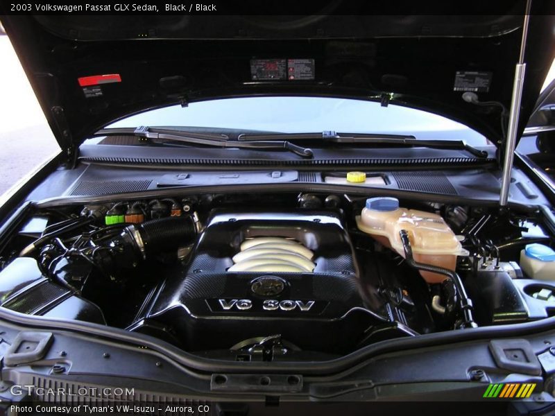 Black / Black 2003 Volkswagen Passat GLX Sedan