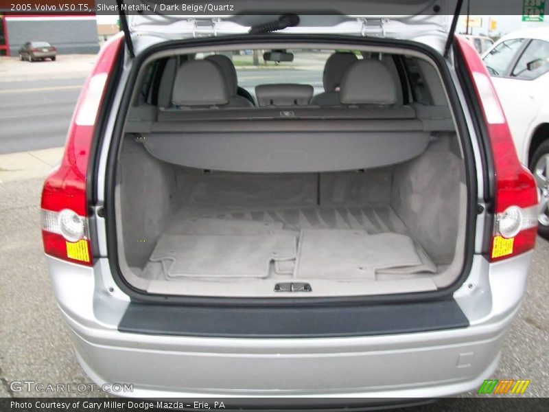 Silver Metallic / Dark Beige/Quartz 2005 Volvo V50 T5