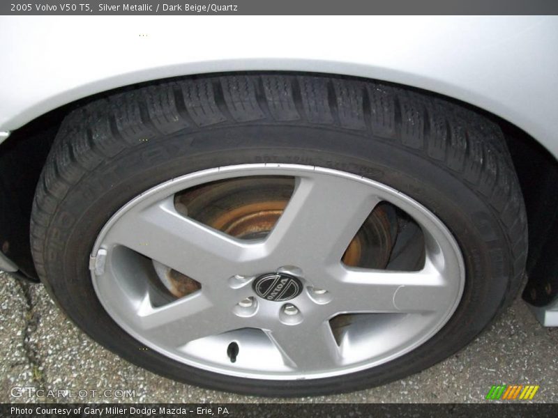 Silver Metallic / Dark Beige/Quartz 2005 Volvo V50 T5