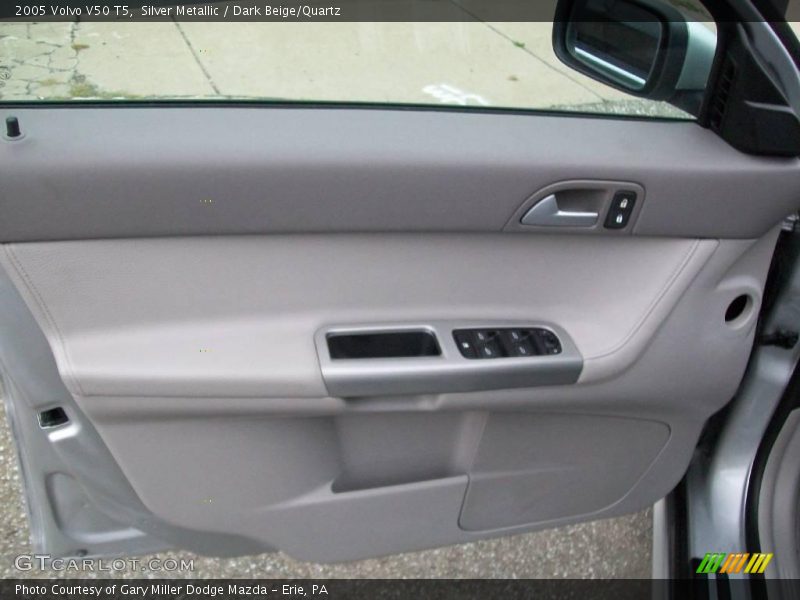 Silver Metallic / Dark Beige/Quartz 2005 Volvo V50 T5