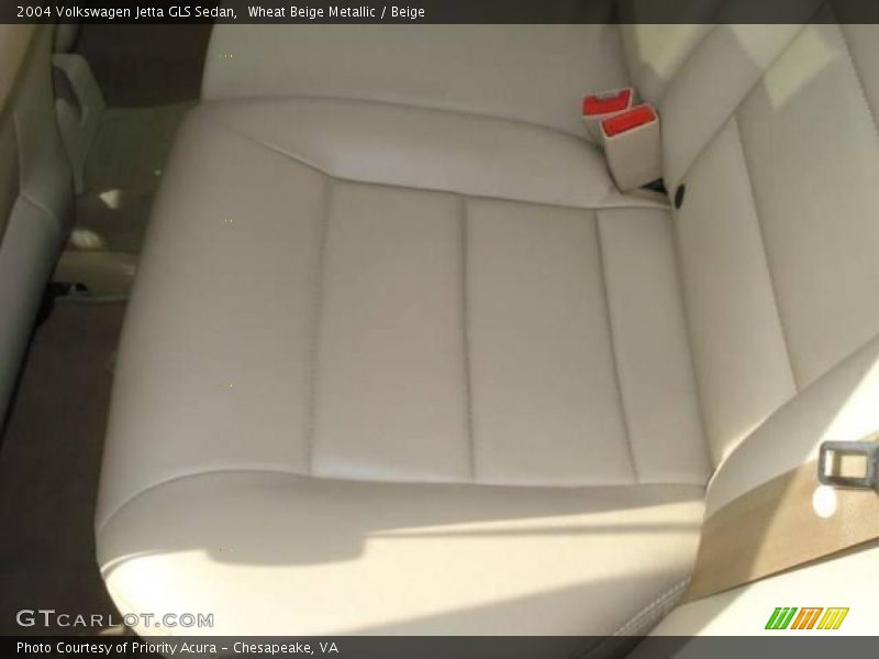 Wheat Beige Metallic / Beige 2004 Volkswagen Jetta GLS Sedan