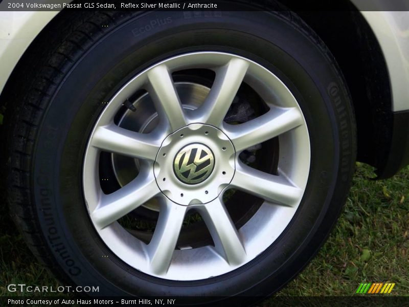Reflex Silver Metallic / Anthracite 2004 Volkswagen Passat GLS Sedan
