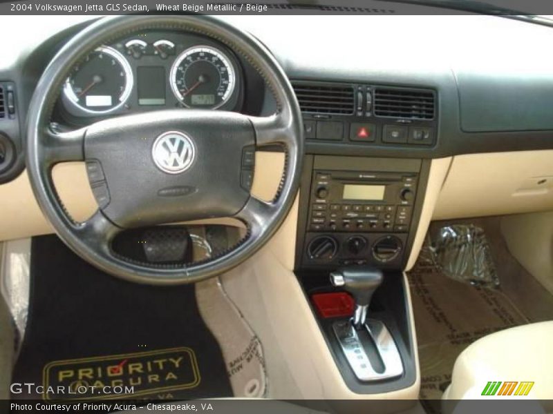 Wheat Beige Metallic / Beige 2004 Volkswagen Jetta GLS Sedan