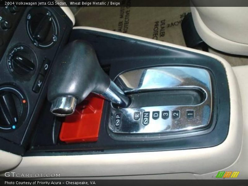 Wheat Beige Metallic / Beige 2004 Volkswagen Jetta GLS Sedan