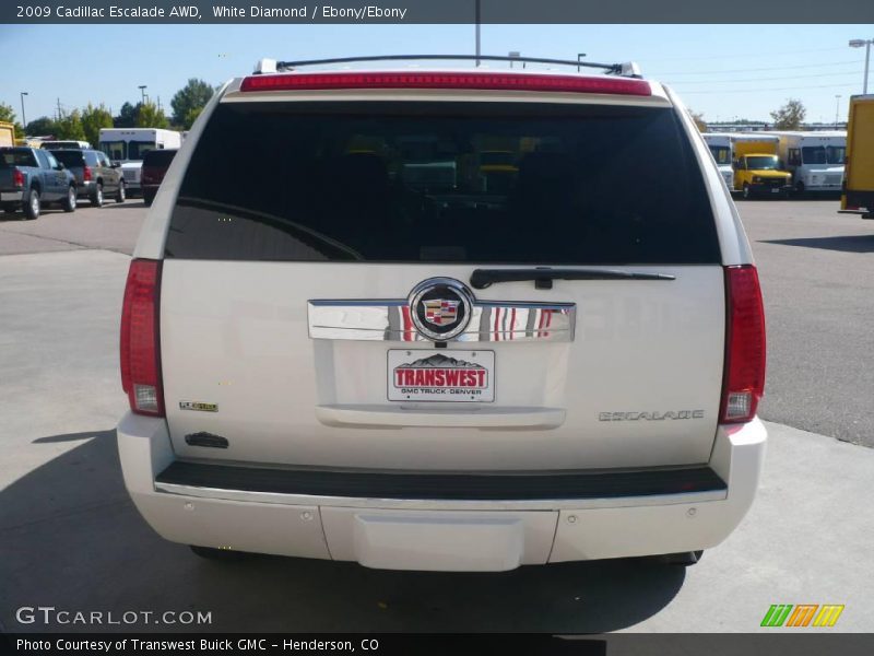 White Diamond / Ebony/Ebony 2009 Cadillac Escalade AWD