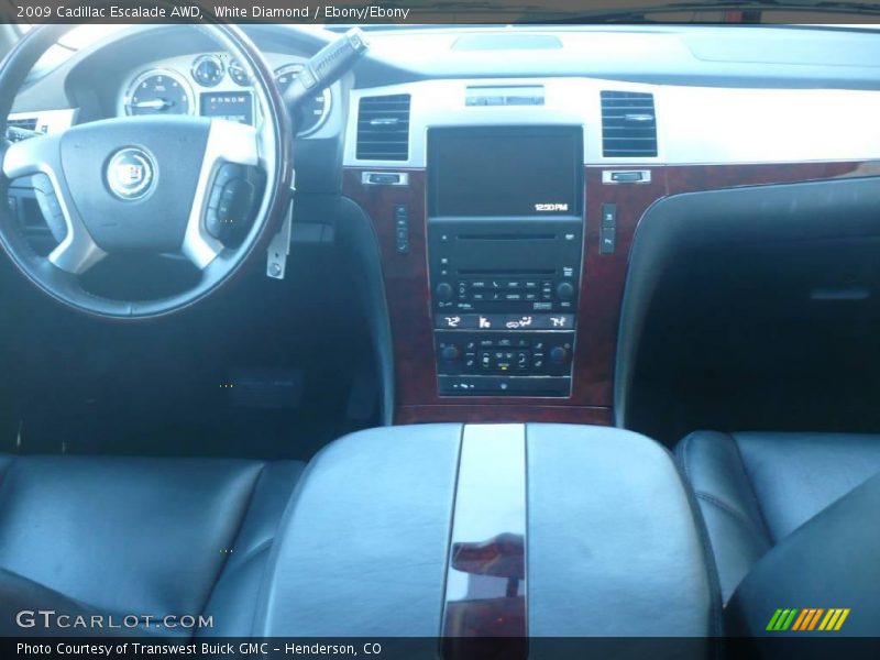 White Diamond / Ebony/Ebony 2009 Cadillac Escalade AWD