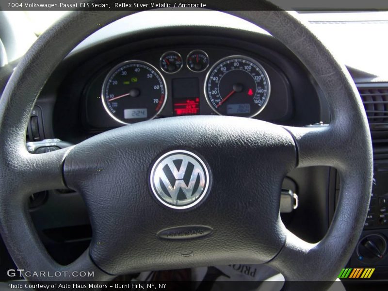 Reflex Silver Metallic / Anthracite 2004 Volkswagen Passat GLS Sedan