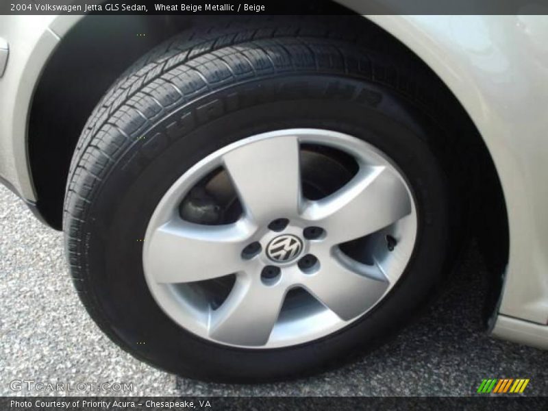 Wheat Beige Metallic / Beige 2004 Volkswagen Jetta GLS Sedan