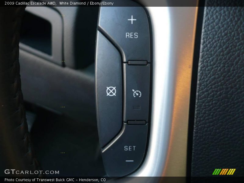 White Diamond / Ebony/Ebony 2009 Cadillac Escalade AWD