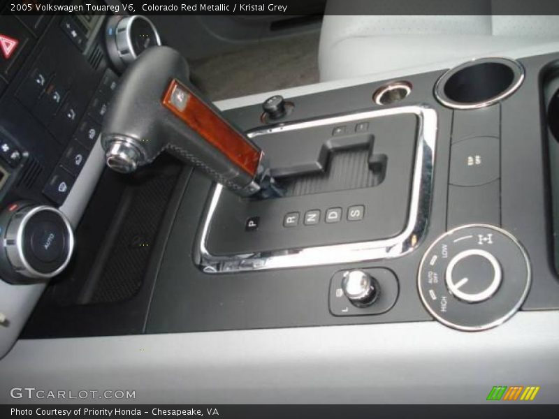Colorado Red Metallic / Kristal Grey 2005 Volkswagen Touareg V6