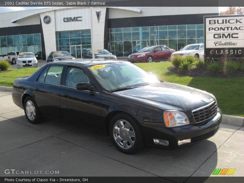 Sable Black / Oatmeal 2001 Cadillac DeVille DTS Sedan