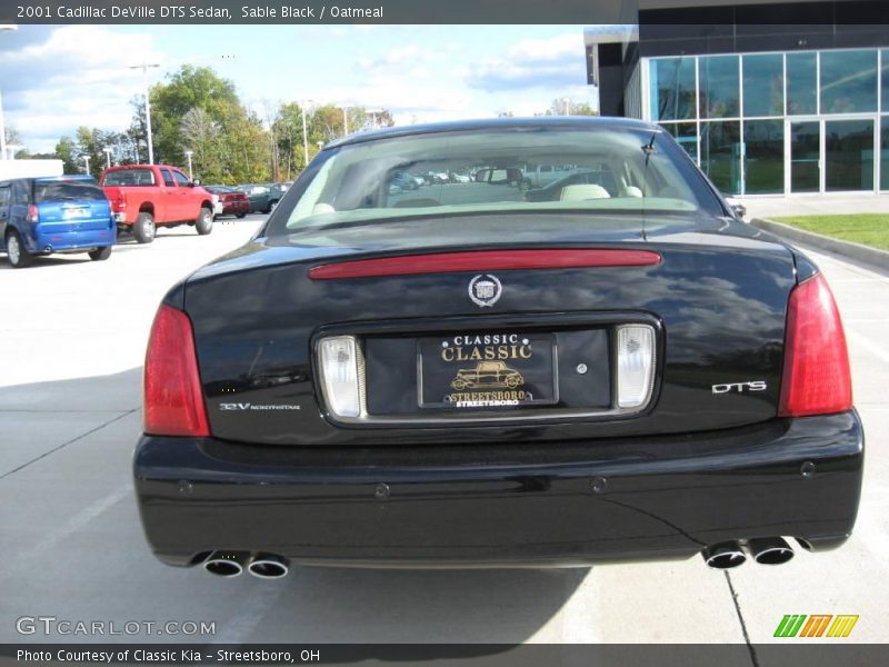 Sable Black / Oatmeal 2001 Cadillac DeVille DTS Sedan
