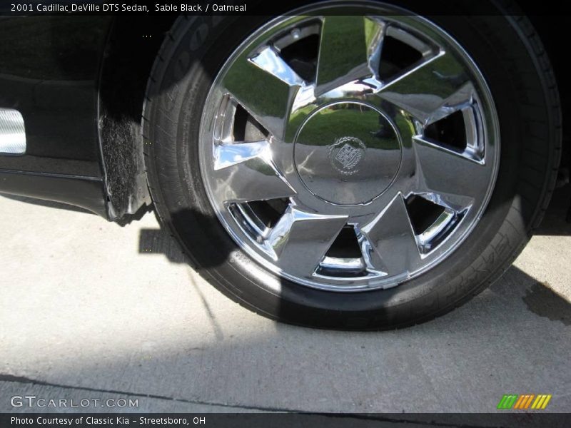 Sable Black / Oatmeal 2001 Cadillac DeVille DTS Sedan