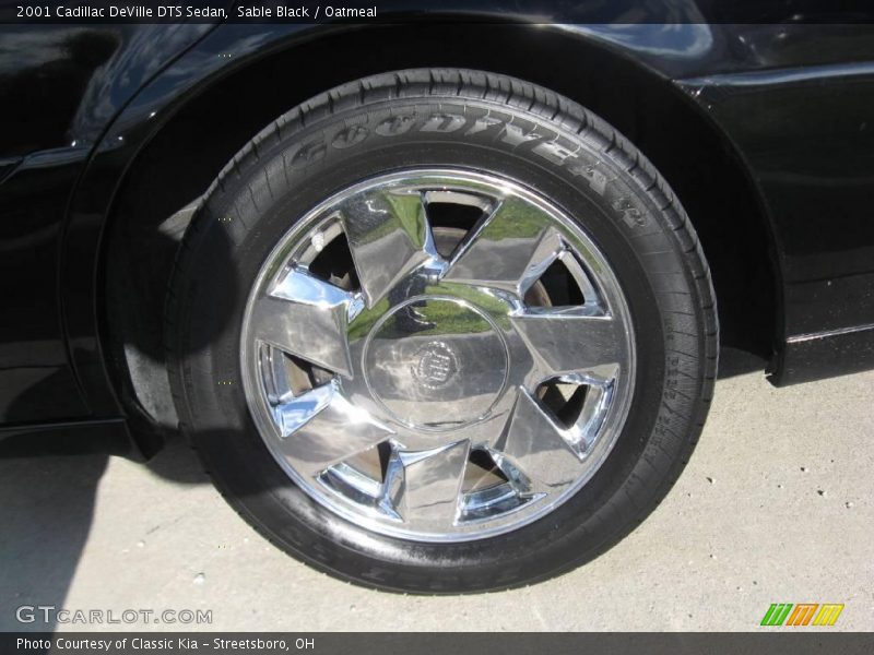 Sable Black / Oatmeal 2001 Cadillac DeVille DTS Sedan