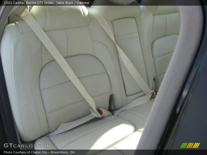 Sable Black / Oatmeal 2001 Cadillac DeVille DTS Sedan