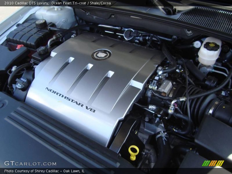 Ocean Pearl Tri-coat / Shale/Cocoa 2010 Cadillac DTS Luxury