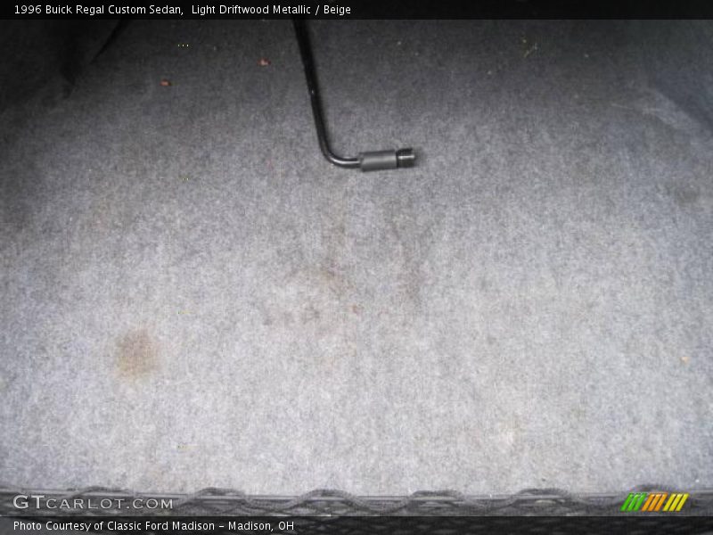 Light Driftwood Metallic / Beige 1996 Buick Regal Custom Sedan