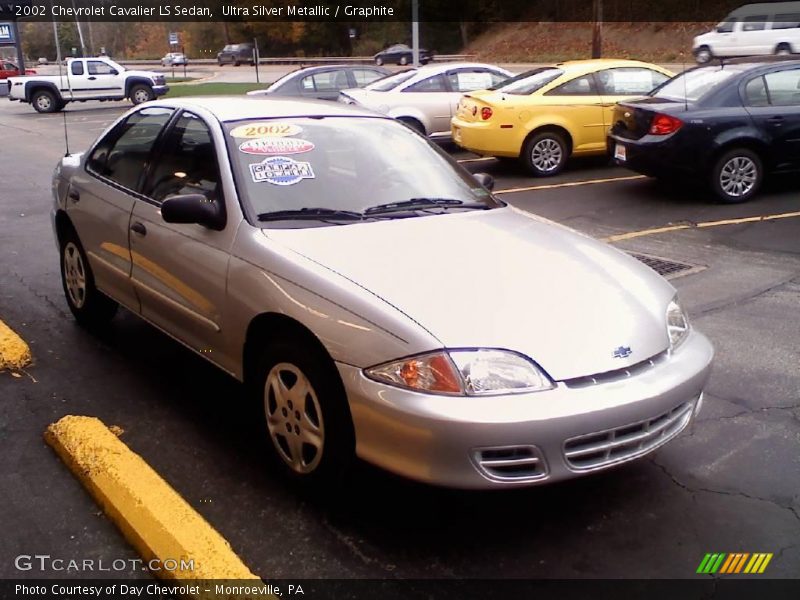 Ultra Silver Metallic / Graphite 2002 Chevrolet Cavalier LS Sedan