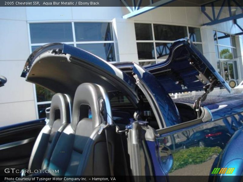 Aqua Blur Metallic / Ebony Black 2005 Chevrolet SSR
