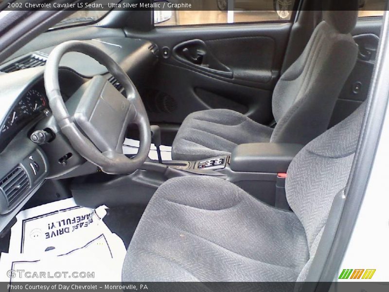 Ultra Silver Metallic / Graphite 2002 Chevrolet Cavalier LS Sedan