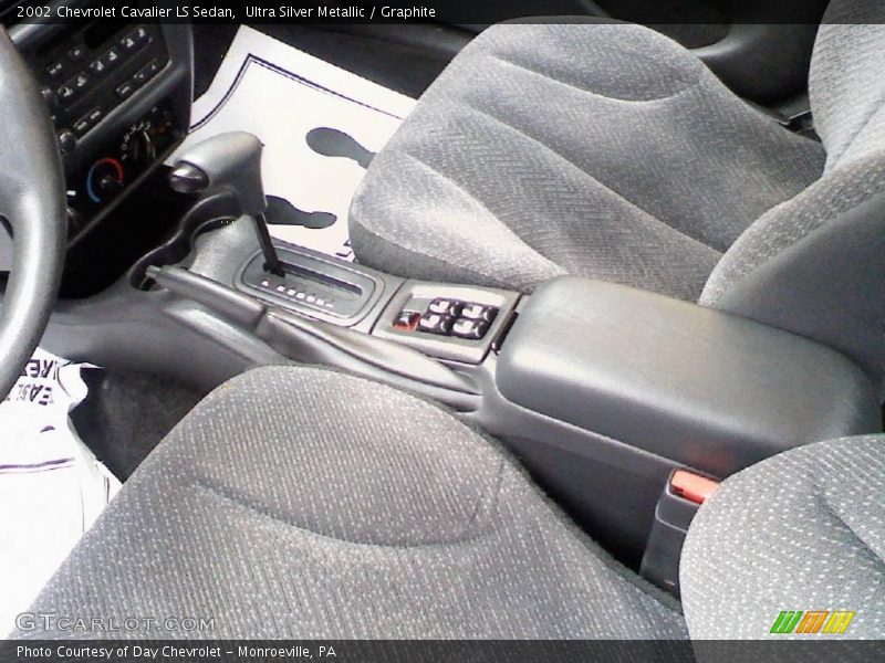 Ultra Silver Metallic / Graphite 2002 Chevrolet Cavalier LS Sedan