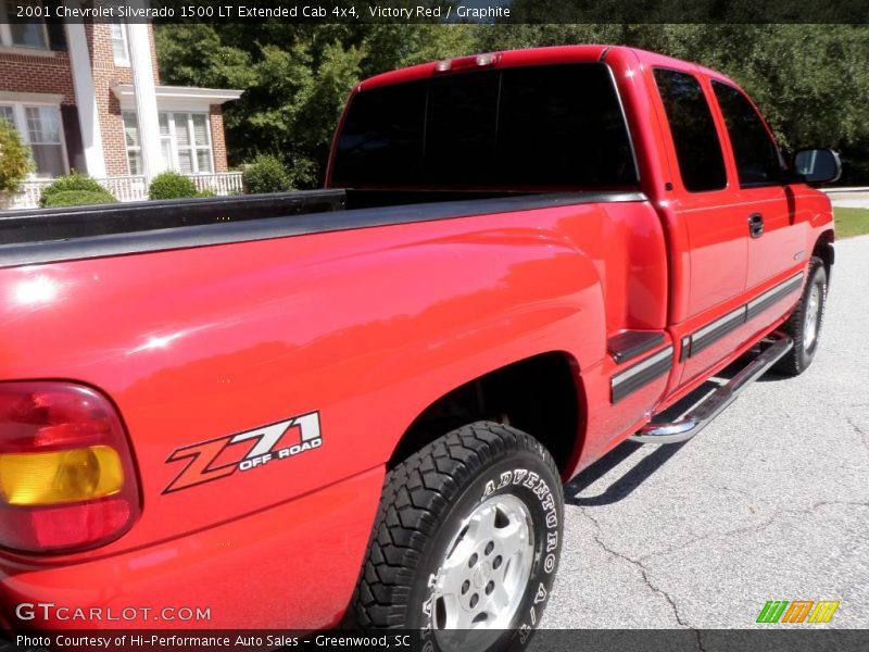 Victory Red / Graphite 2001 Chevrolet Silverado 1500 LT Extended Cab 4x4
