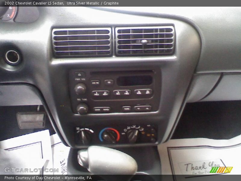 Ultra Silver Metallic / Graphite 2002 Chevrolet Cavalier LS Sedan