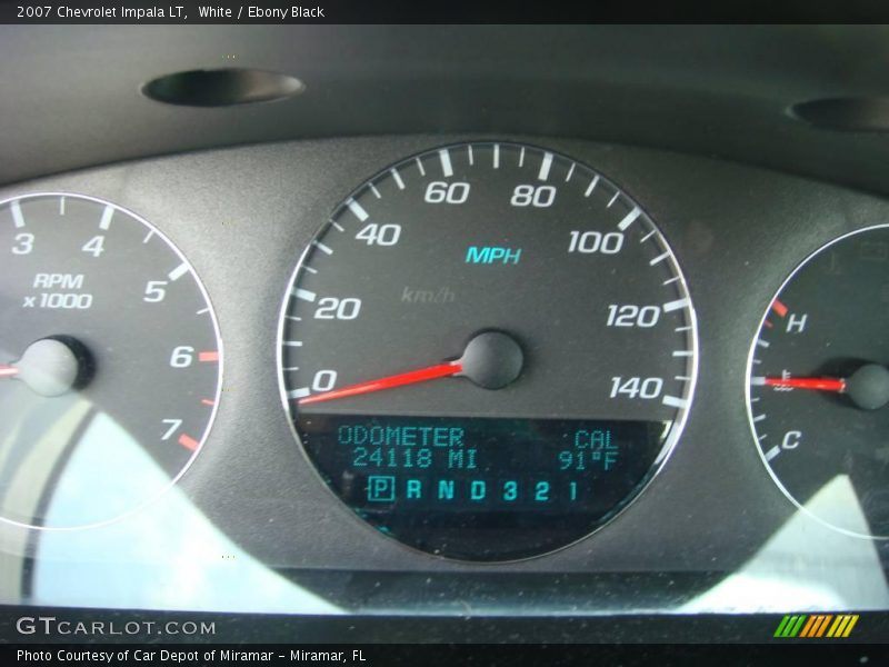 White / Ebony Black 2007 Chevrolet Impala LT