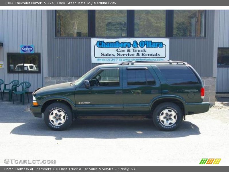 Dark Green Metallic / Medium Gray 2004 Chevrolet Blazer LS 4x4