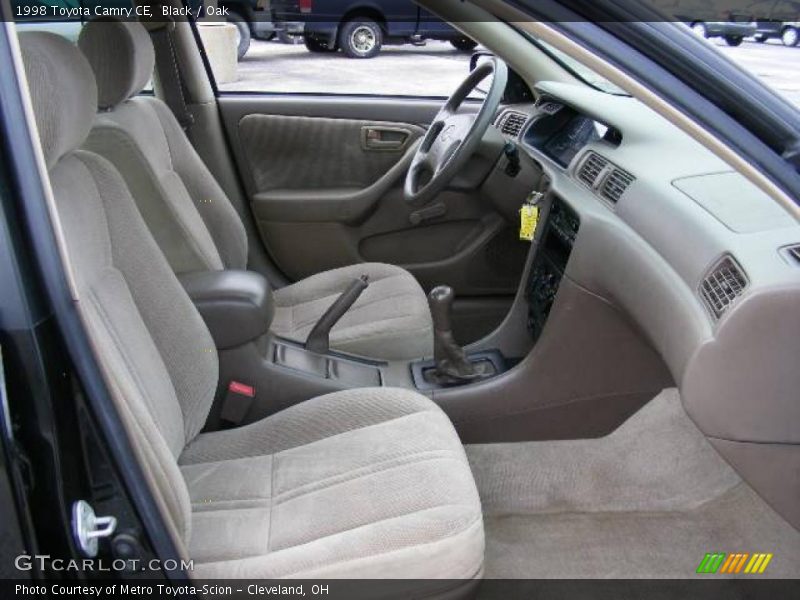 Black / Oak 1998 Toyota Camry CE