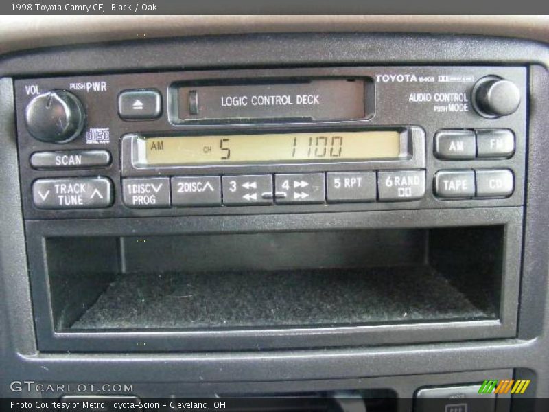 Black / Oak 1998 Toyota Camry CE
