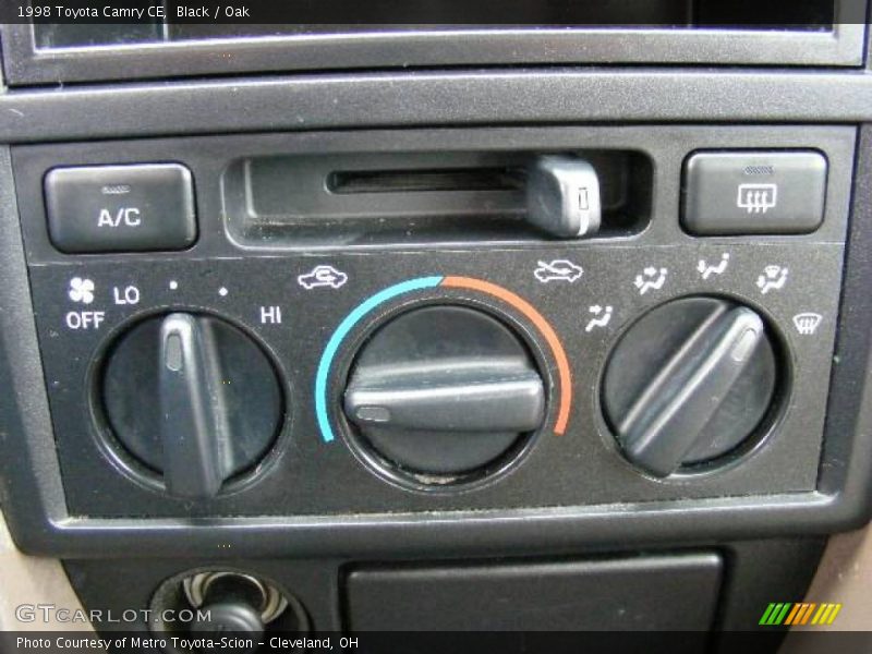Black / Oak 1998 Toyota Camry CE