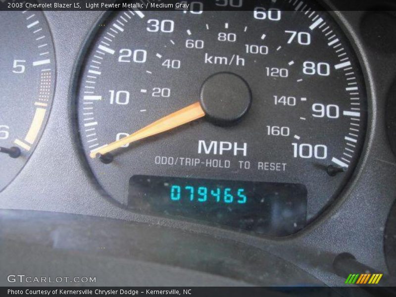 Light Pewter Metallic / Medium Gray 2003 Chevrolet Blazer LS
