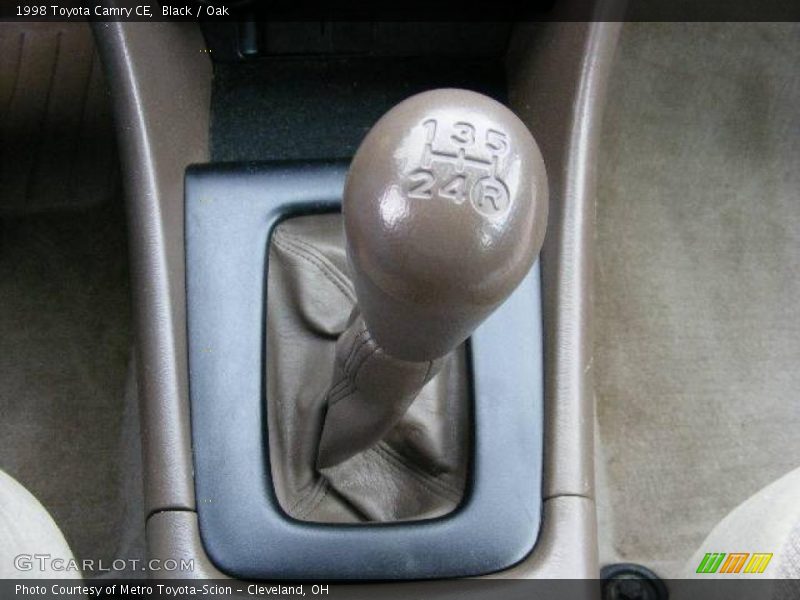 Black / Oak 1998 Toyota Camry CE