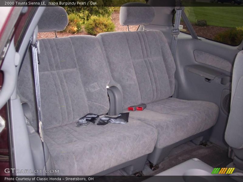 Napa Burgundy Pearl / Oak 2000 Toyota Sienna LE