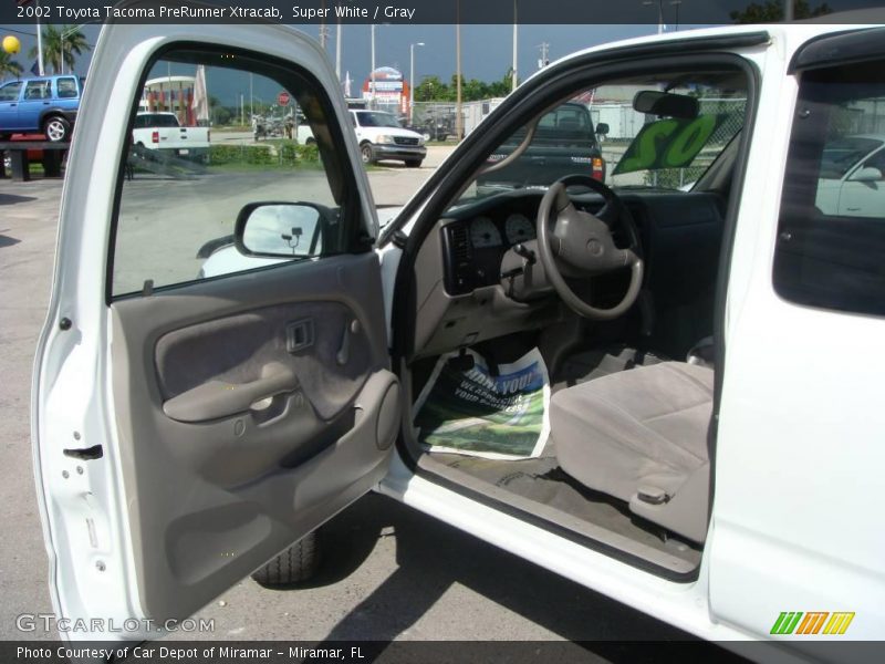 Super White / Gray 2002 Toyota Tacoma PreRunner Xtracab