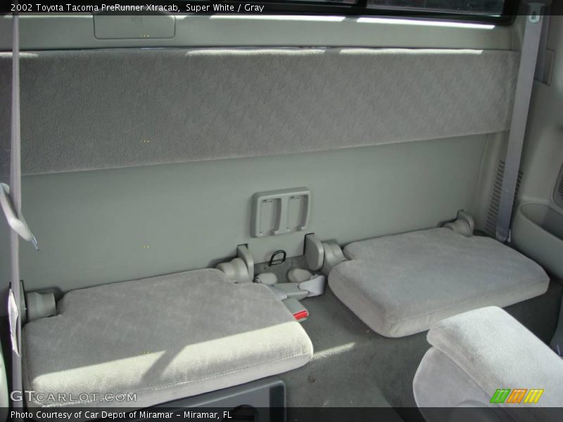 Super White / Gray 2002 Toyota Tacoma PreRunner Xtracab
