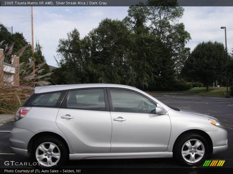 Silver Streak Mica / Dark Gray 2005 Toyota Matrix XR AWD