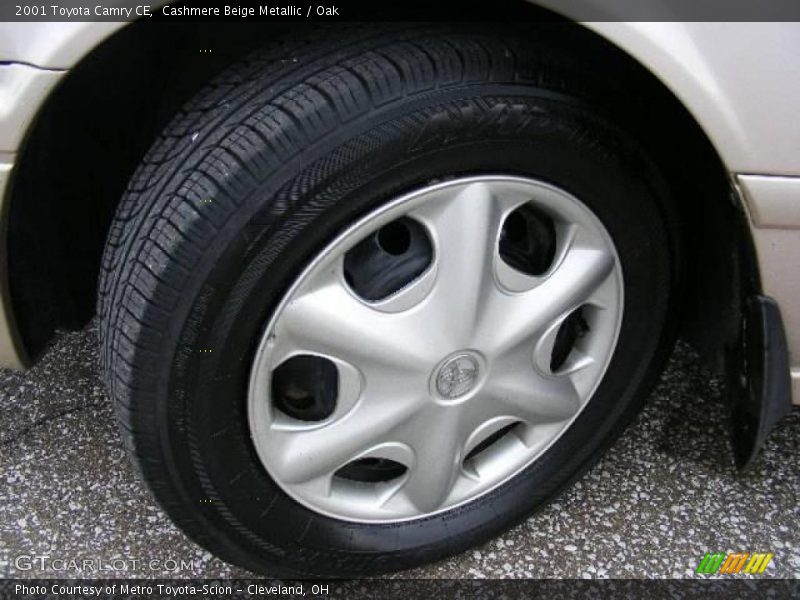 Cashmere Beige Metallic / Oak 2001 Toyota Camry CE